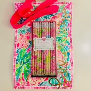 NWT! Lilly Pulitzer! 10 Adorable Pencils w/Paper Shopping Bag 🌸🌸🌸